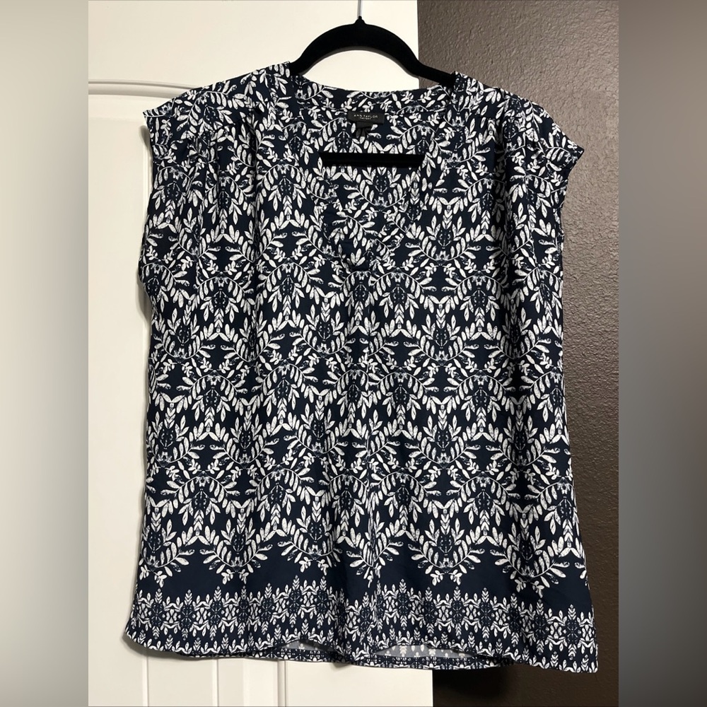Ann Taylor Shirt Top Office Wear Career Wear Size XS 2 4 6 Layering Capsule